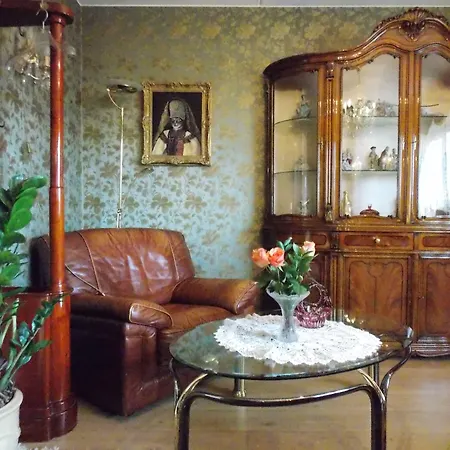 Weena House-3
